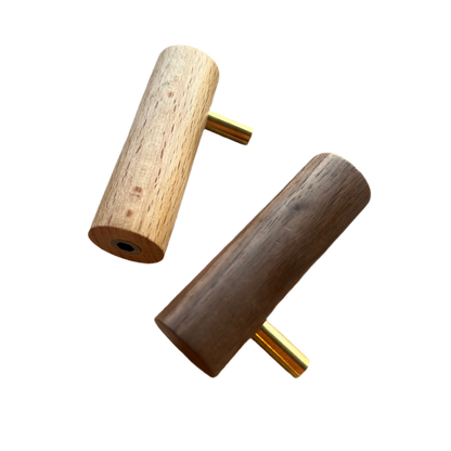 Knager i træ med messing