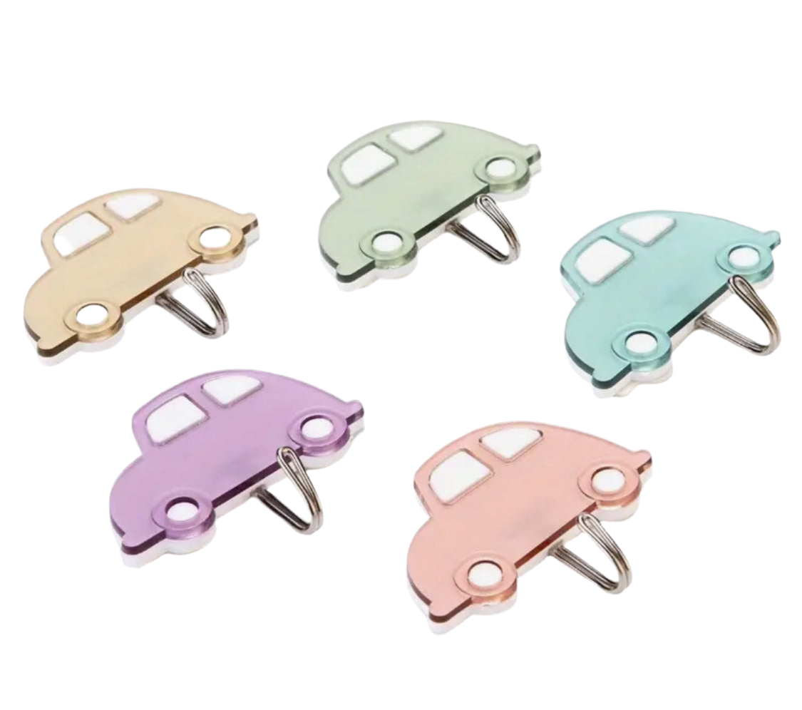 Bil knager til drengeværelset (selvklæbende)