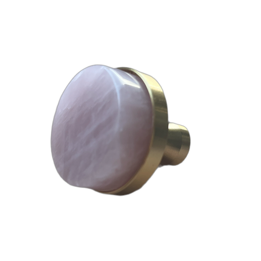 Eksklusiv møbelknop i rosakvarts og messing – Ø: 31 mm