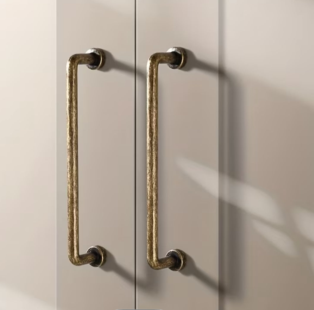 Greb i antik messing - Grebet