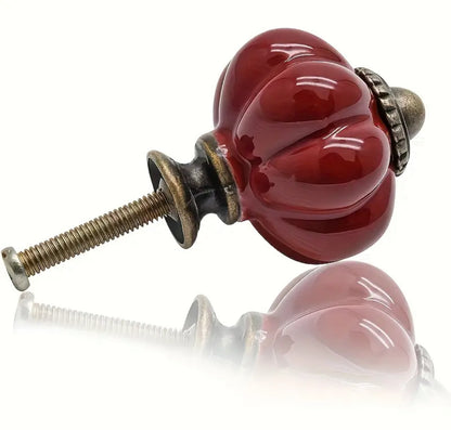 Romantisk møbelknop i keramik – Græskarform (flere farver)