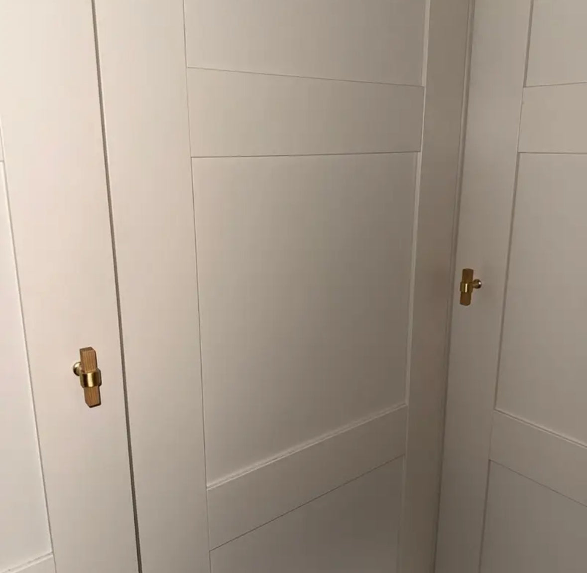 T-bar greb i ask og messing - Grebet