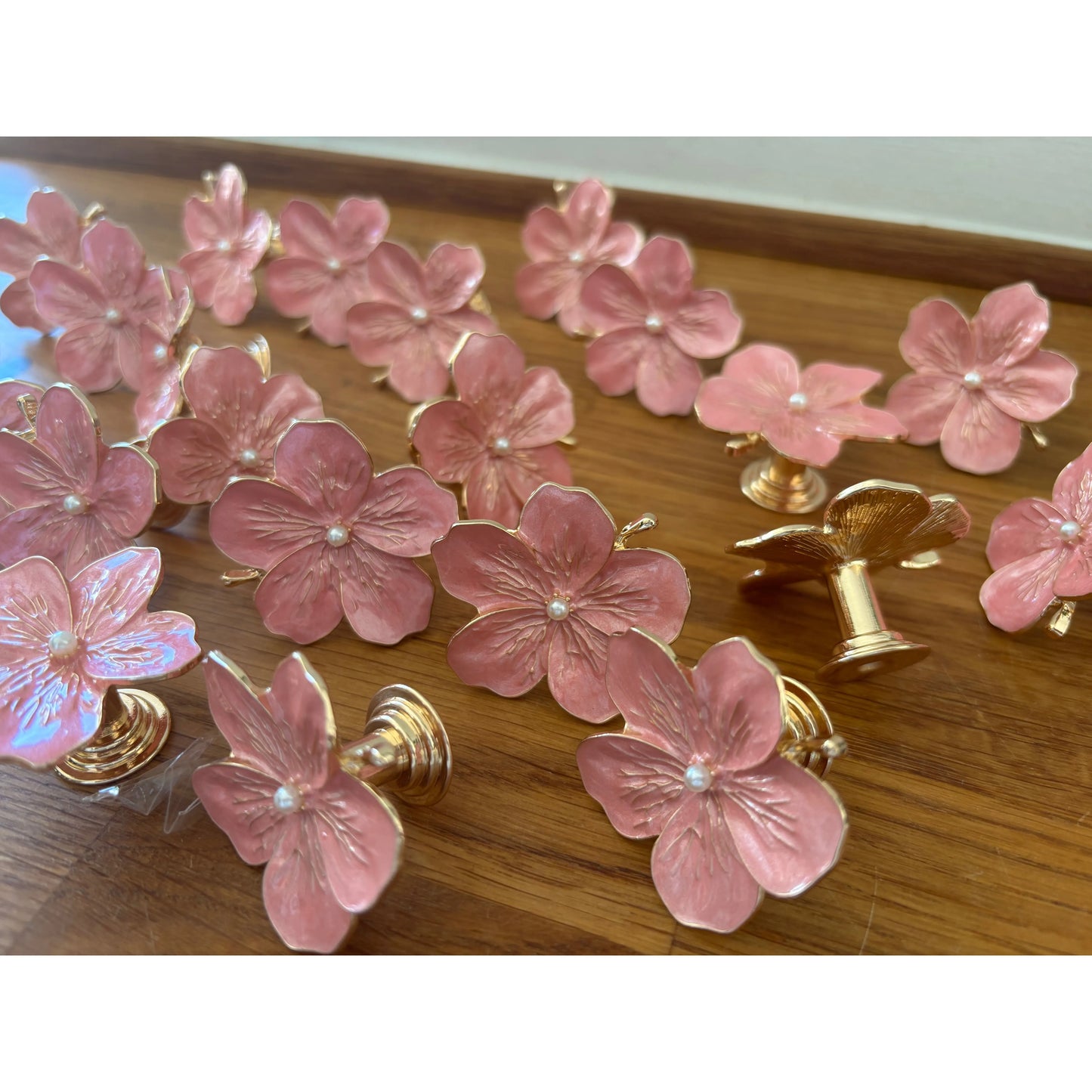 Lyserød blomster møbelknop