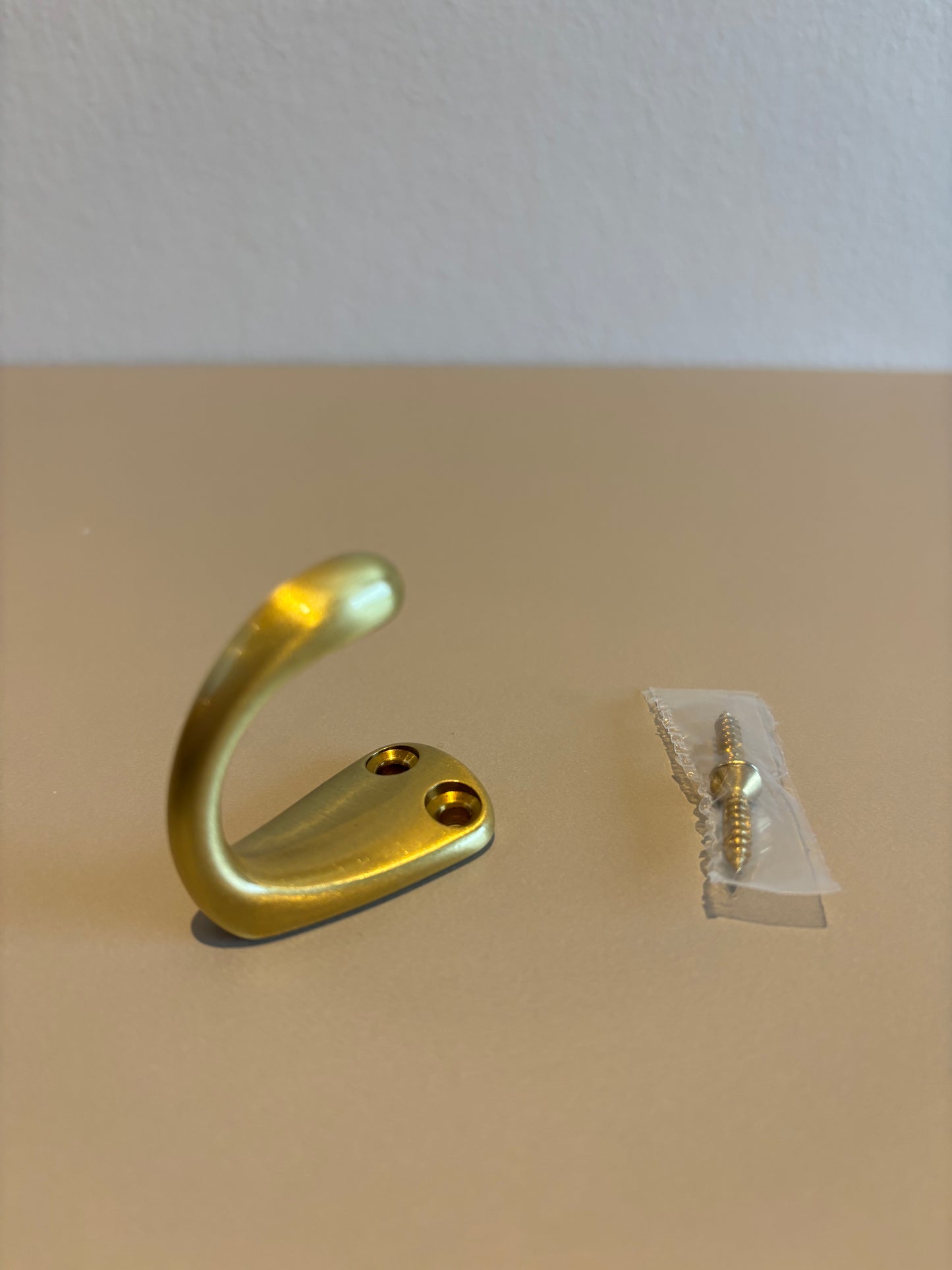 Massiv messing vægkrog