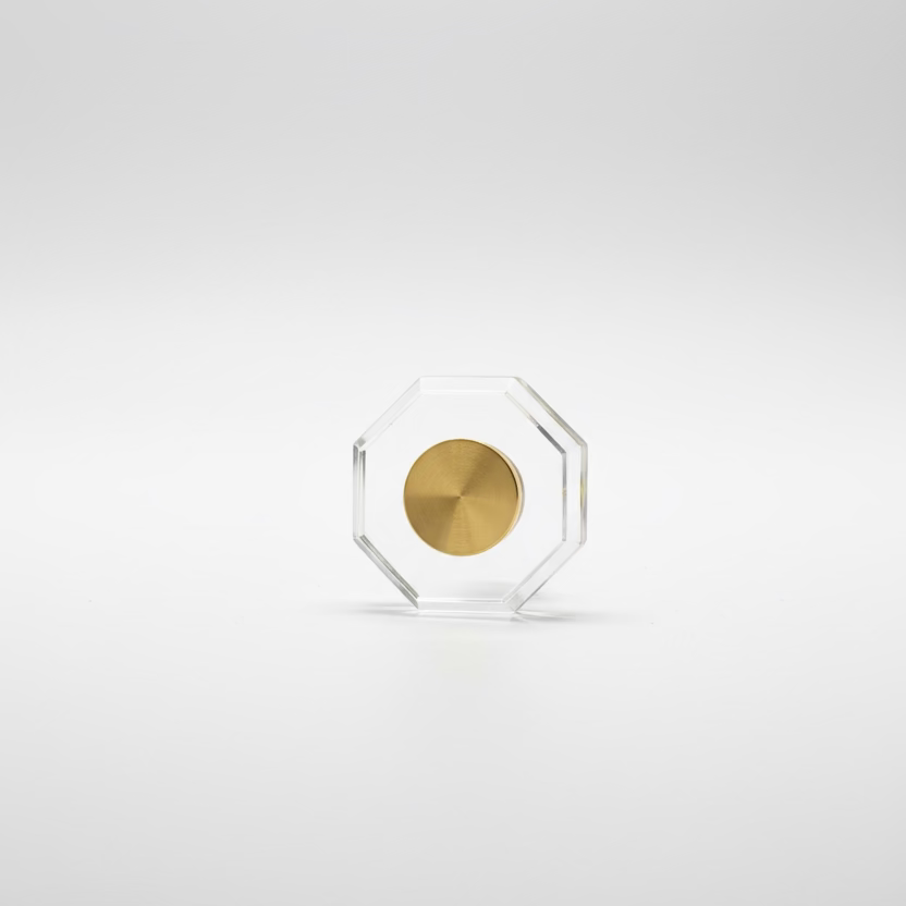 Kantet glas møbelknop