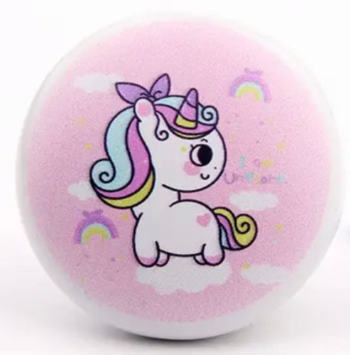 Keramik greb til børneværelset med søde enhjørninger (Ø: 38 mm)