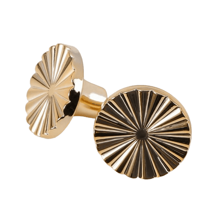 Plast møbelknop i blomsterform (Ø: 37 mm, farve: Guld) - Grebet