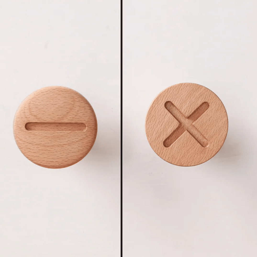 Værktøjsknager i lyst træ (Ø: 6 cm) - Grebet