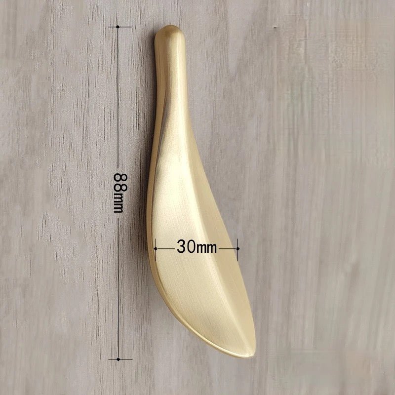 Blad håndtag i metal – Møbelgreb med CC: 32 mm - Grebet