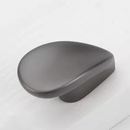 Dråbe møbelknop i flere farver - Grebet