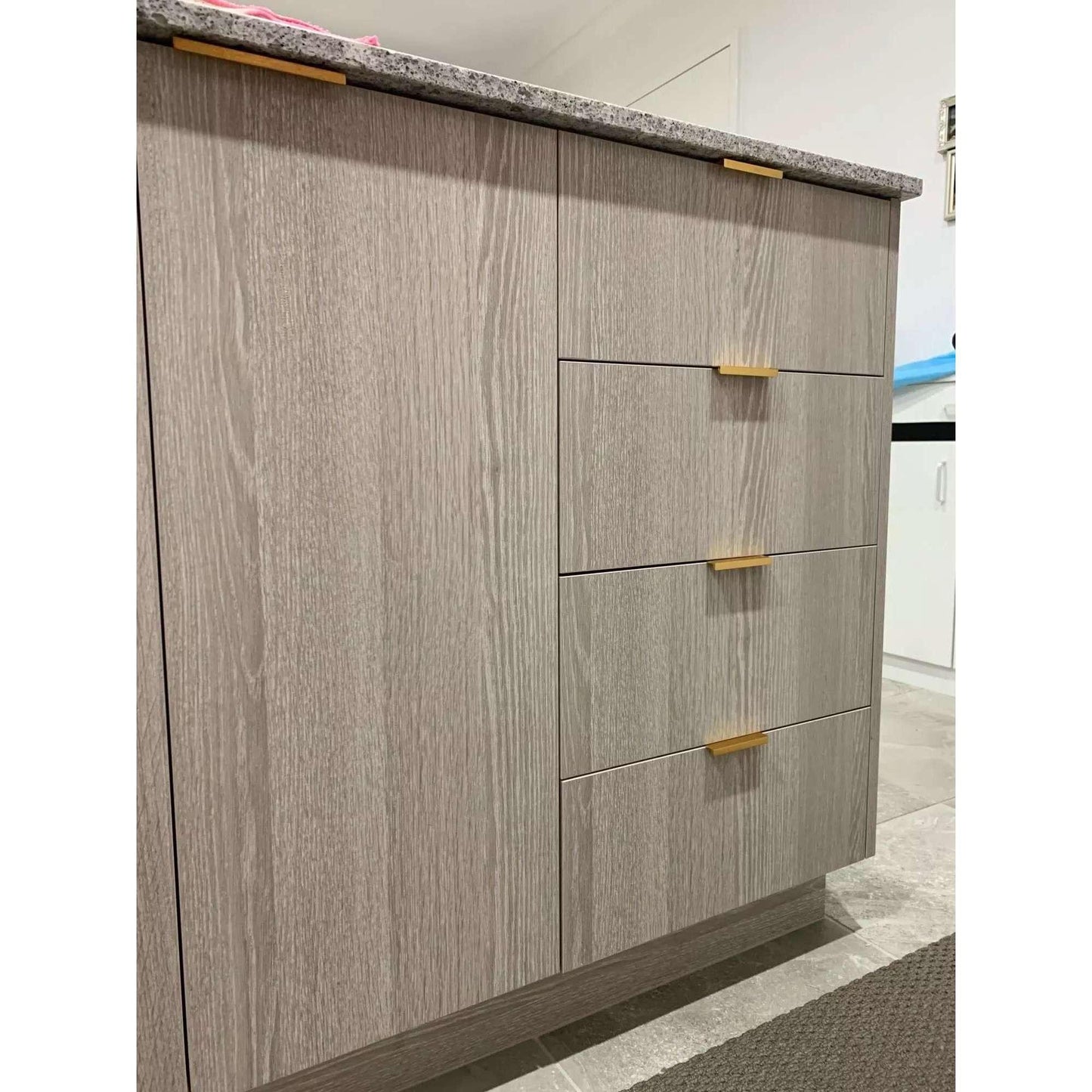 Grebet Metal greb 128 mm Guld farvede håndtag (CC-mål: 64 eller 128 mm)