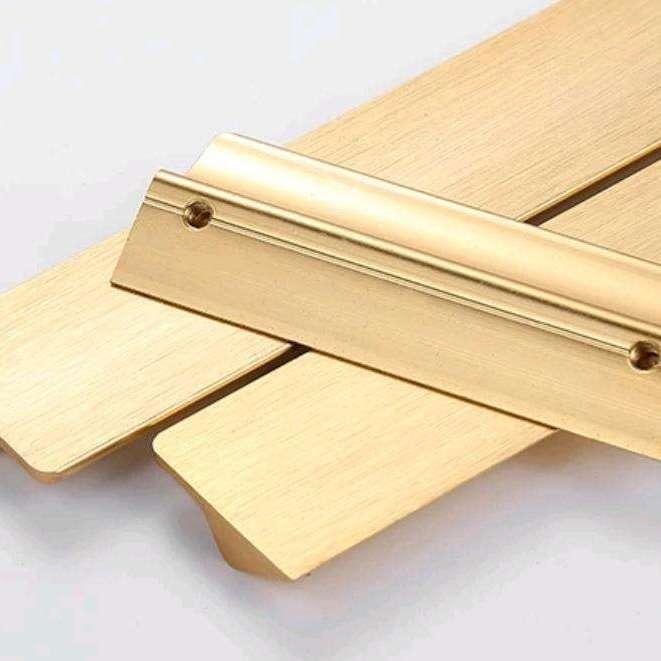 Grebet.dk Metal greb Køkken håndtag i messing (flere størrelser tilgængelige)