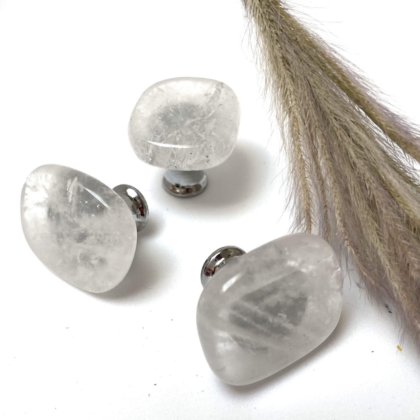 By Grebet.dk Møbelknop Klar kvarts Krystal møbelknop (sølvfarvet hardware)