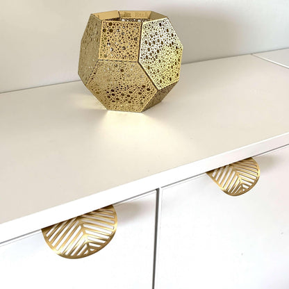 By Grebet.dk Metal greb Skal greb i børstet messing