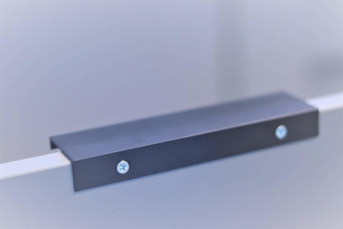 Grebet metal Metal matsort greb (flere størrelser)