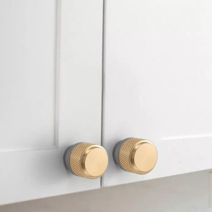Møbelknop (guld og grå) - Grebet